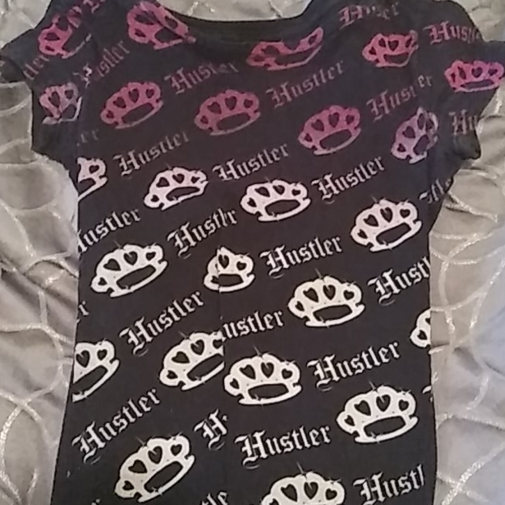 Hustler Top Tee Gently Worn Small